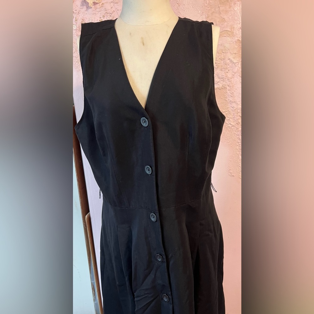 Loft size 16 sleeveless dress